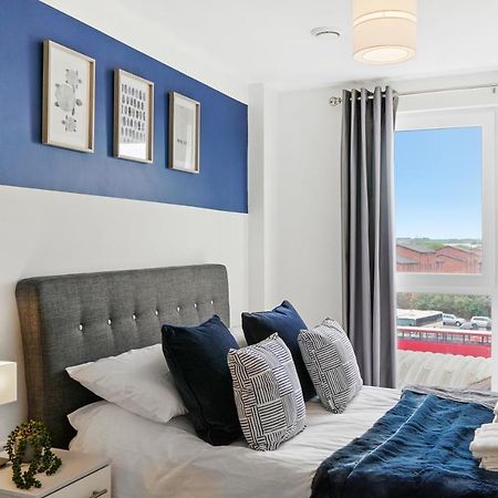 Stunning 2 Bedroom Apartment Лидс Экстерьер фото